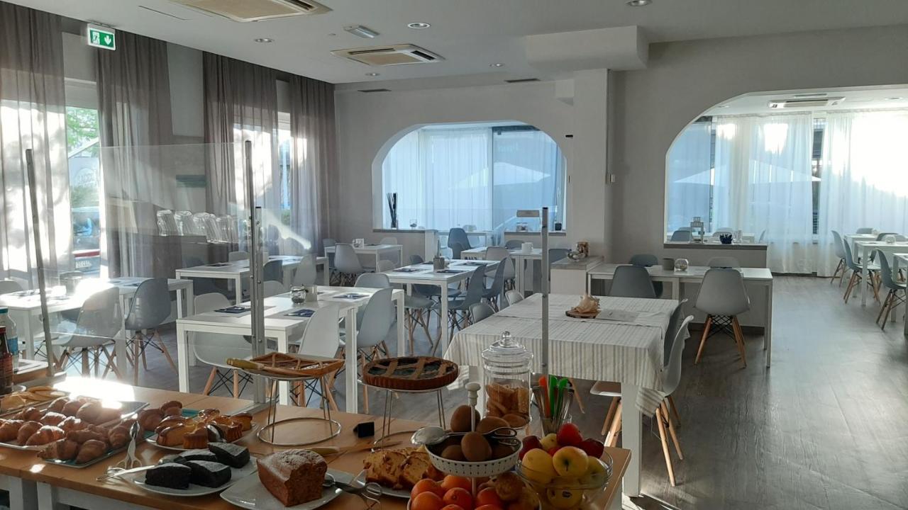 Hotel Arlecchino Riccione Eksteriør bilde