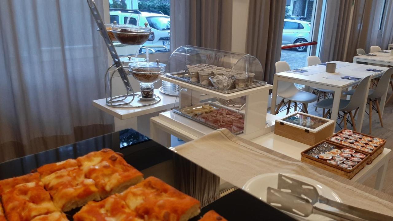 Hotel Arlecchino Riccione Eksteriør bilde