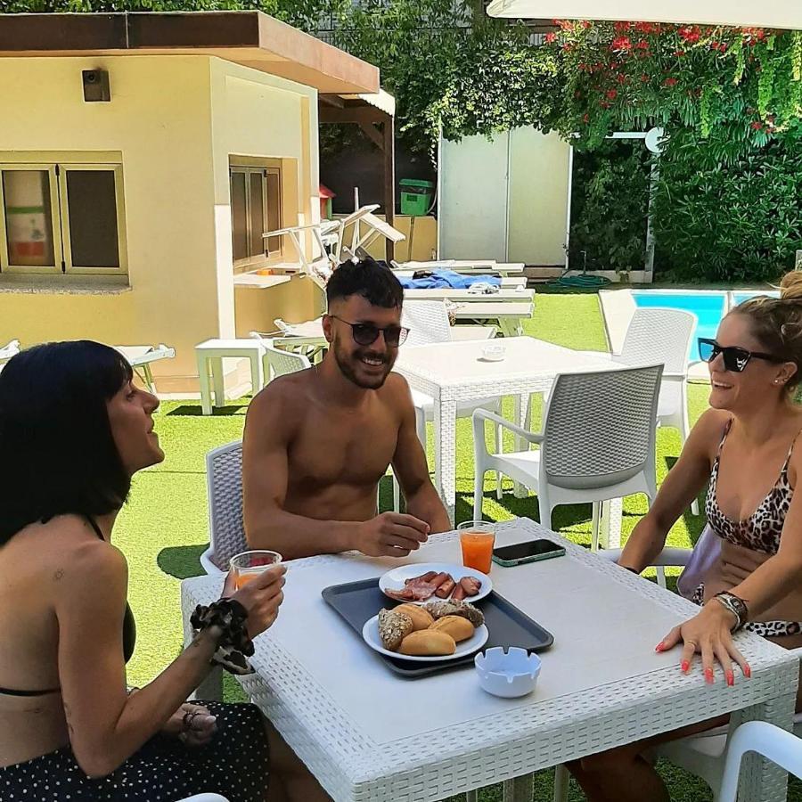 Hotel Arlecchino Riccione Eksteriør bilde