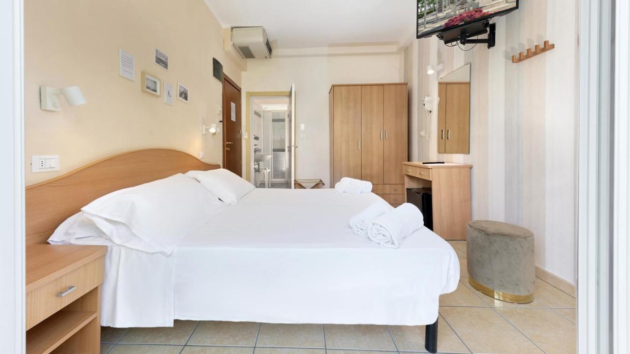 Hotel Arlecchino Riccione Eksteriør bilde