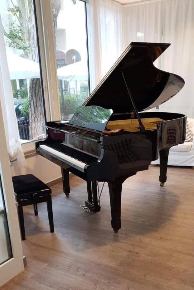 Hotel Arlecchino Riccione Eksteriør bilde